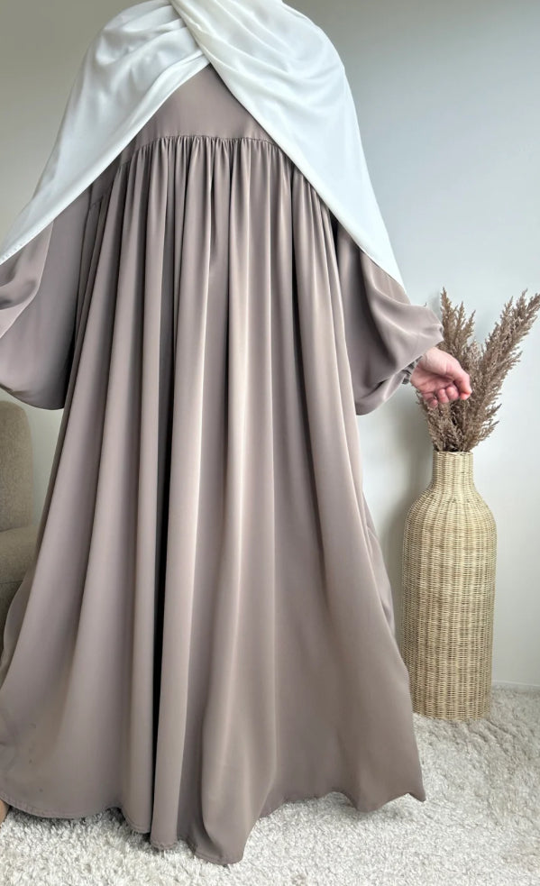 Abaya mit Ballonärmeln